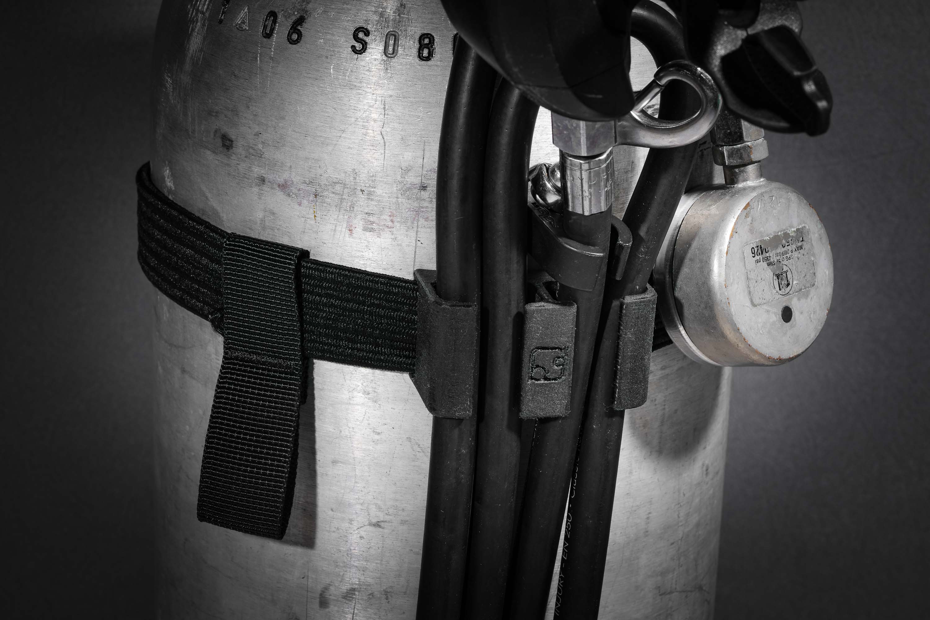 Long Hose Buddy with Tank Band - Tough Series